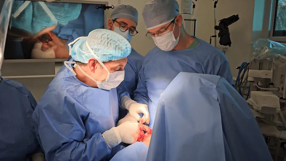 Frames.00_01_42_12.Quadro004